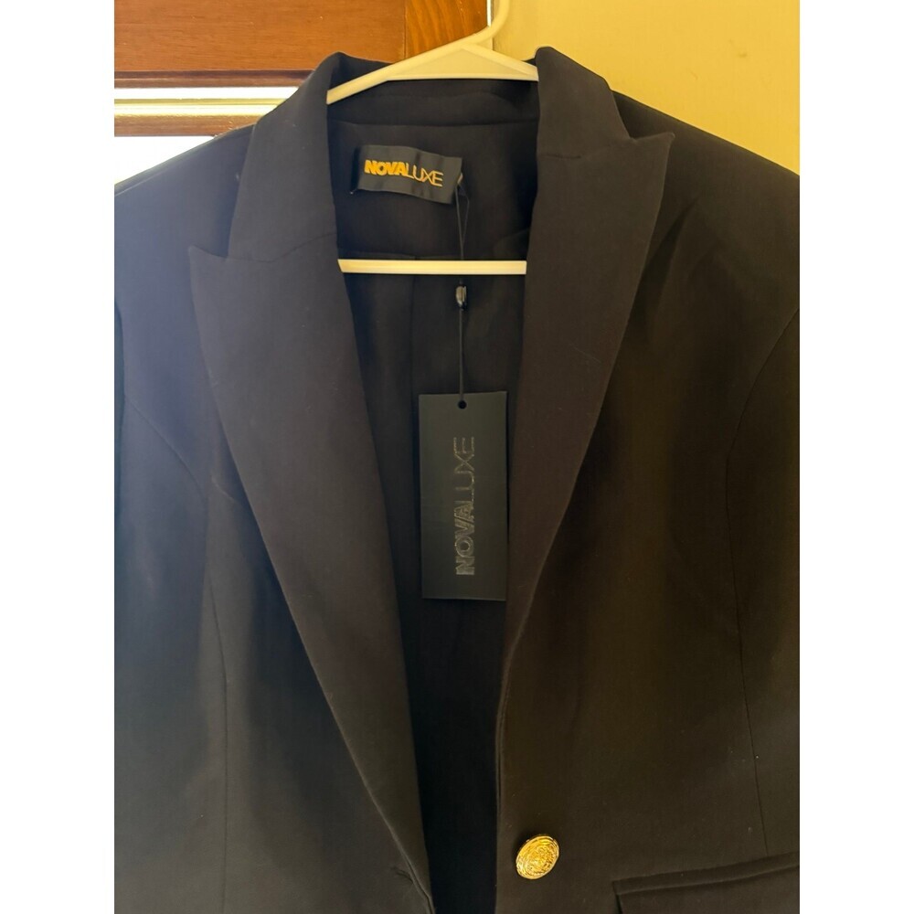 Fashion Nova Luxe Blazer - Picture 5 of 6